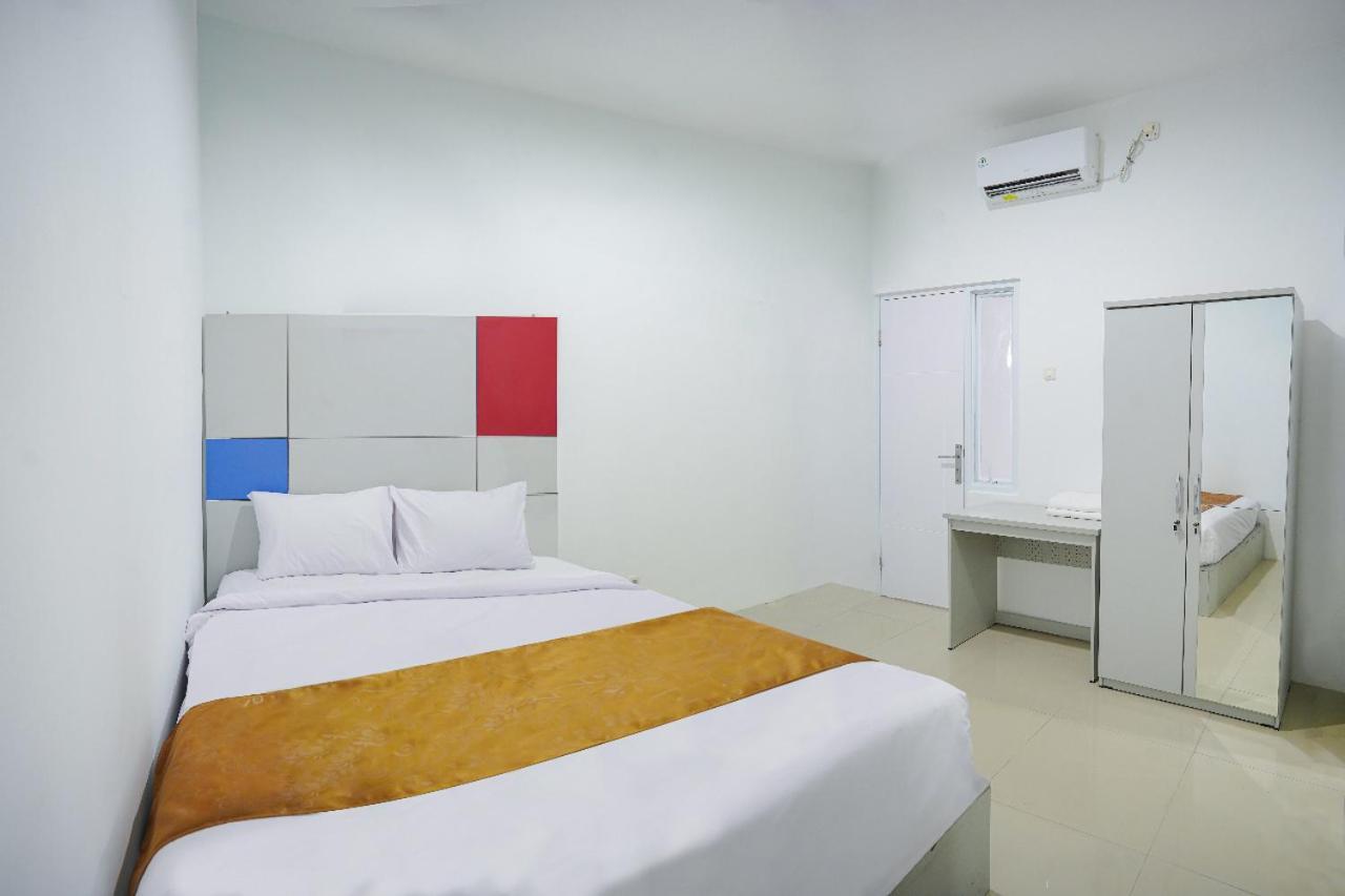 Ndalem Kraton Hotel 시도알조 외부 사진